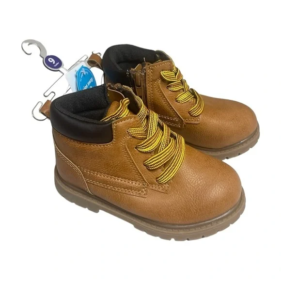 Toddler's Brown Hiking Boot Carters Size 9 - Picture 1 of 5